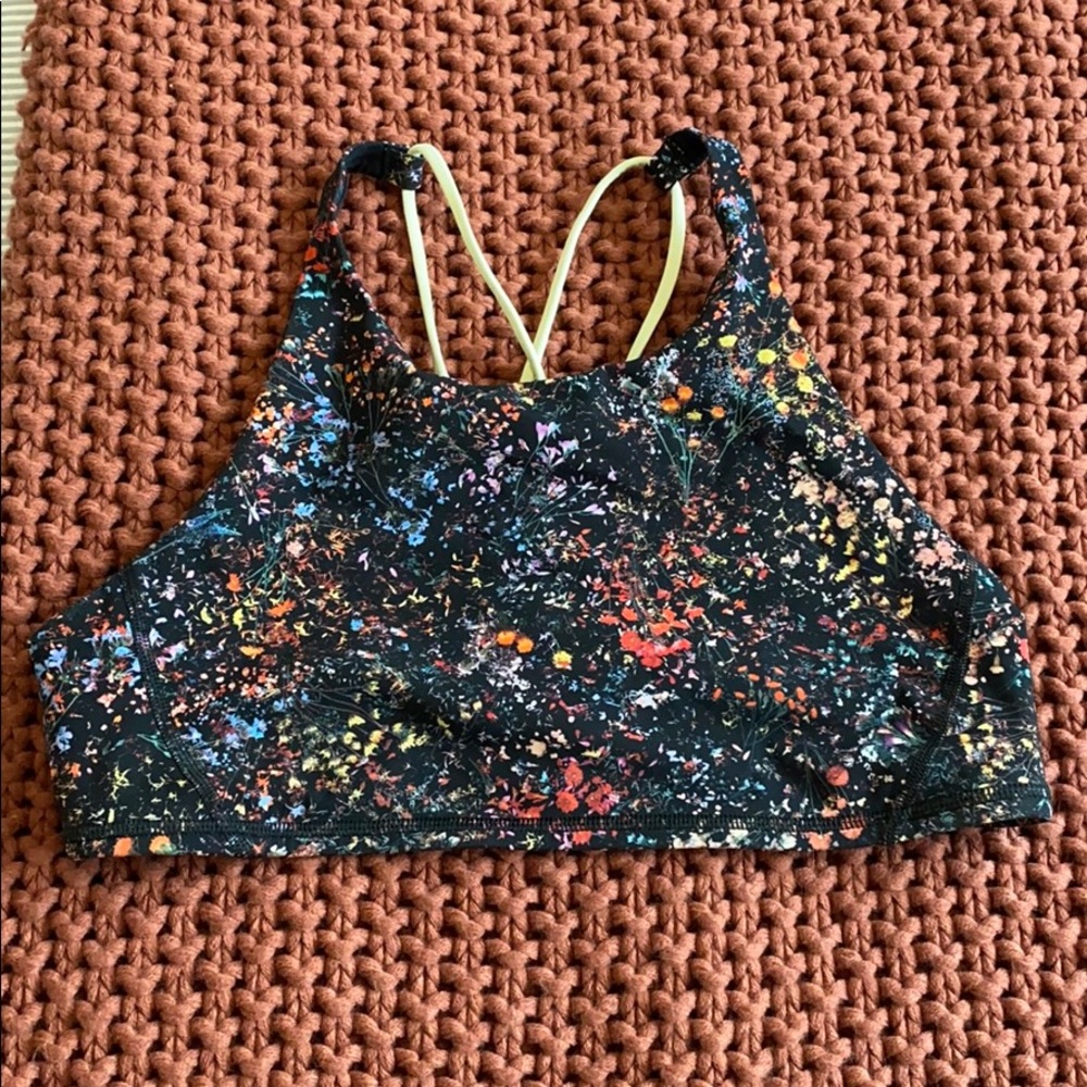 Lululemon high neck free to be bra